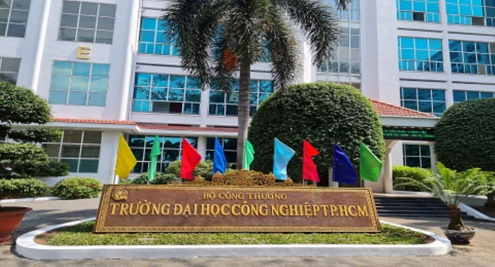 Khảo sát sơ bộ đánh giá chất lượng các chương trình đào tạo sau đại học và đại học tại Trường Đại học Công nghiệp Thành phố Hồ Chí Minh