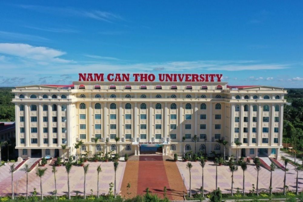 Site visit at Nam Can Tho University