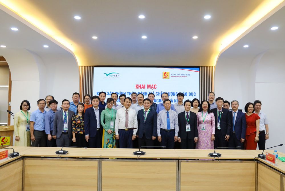 Khai mạc khảo sát chính thức đánh giá ngoài chu kỳ 2 Trường Đại học Công nghiệp Hà Nội