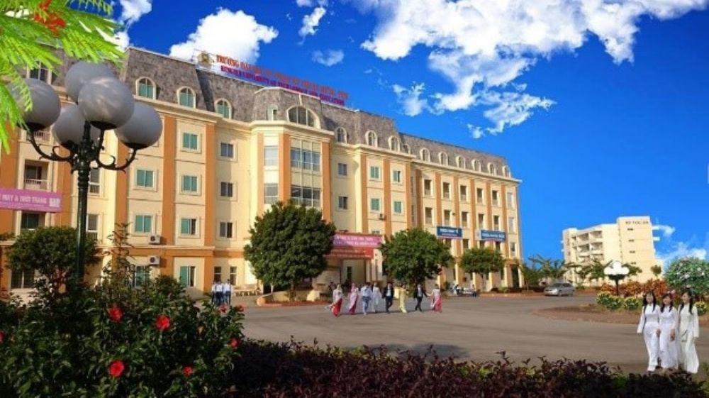 Khai mạc đợt khảo sát chính thức đánh giá ngoài chương trình đào tạo Trường Đại học Sư phạm Kỹ thuật Hưng Yên