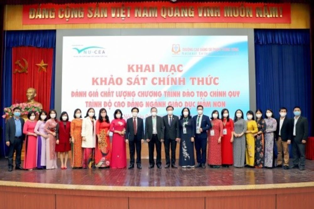 Site visit at the National College for Education
