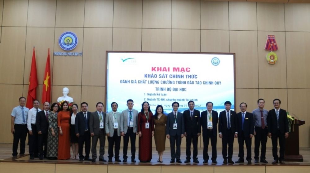Site visit at University of Economics, Hue University