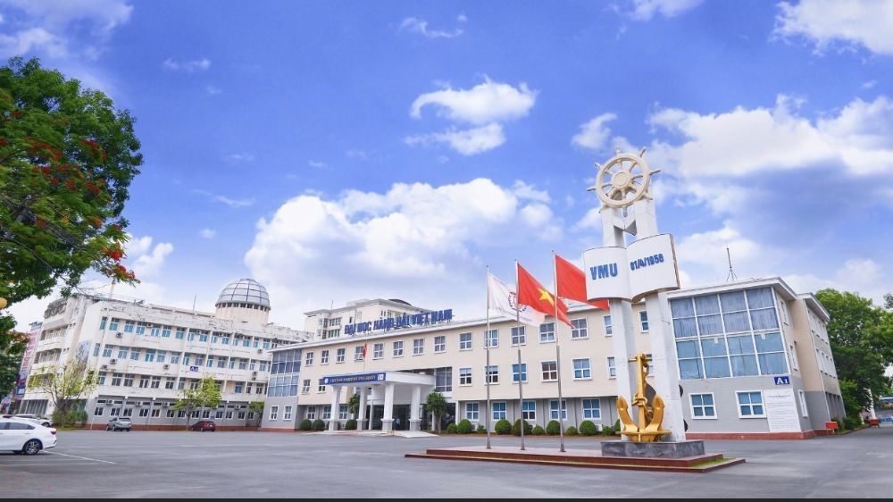 Site visit at Vietnam Maritime University