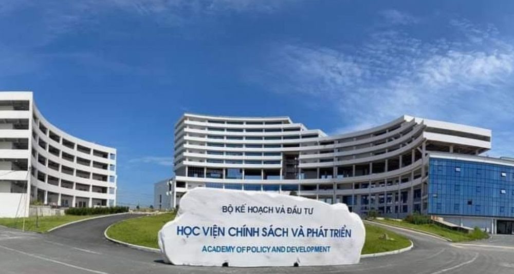 Trao Giấy chứng nhận kiểm định chất lượng các chương trình đào tạo Học viện chính sách và phát triển