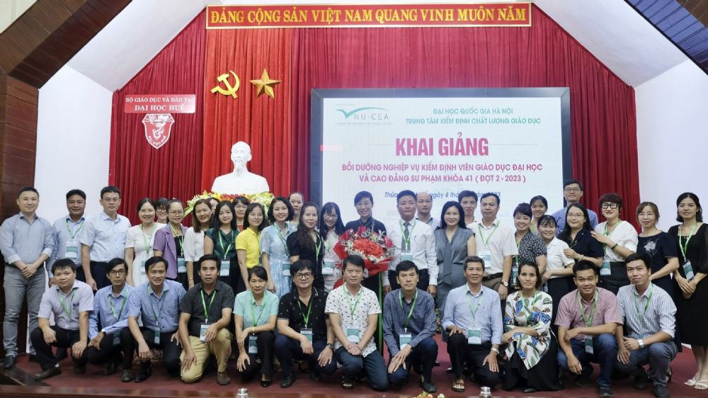Khai giảng bồi dưỡng nghiệp vụ kiểm định viên giáo dục đại học và cao đẳng sư phạm Khóa 41 tại Đại học Huế