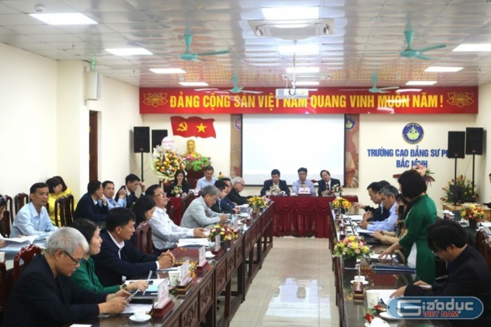 Vô vàn trăn trở của các trường cao đẳng sư phạm hiện nay