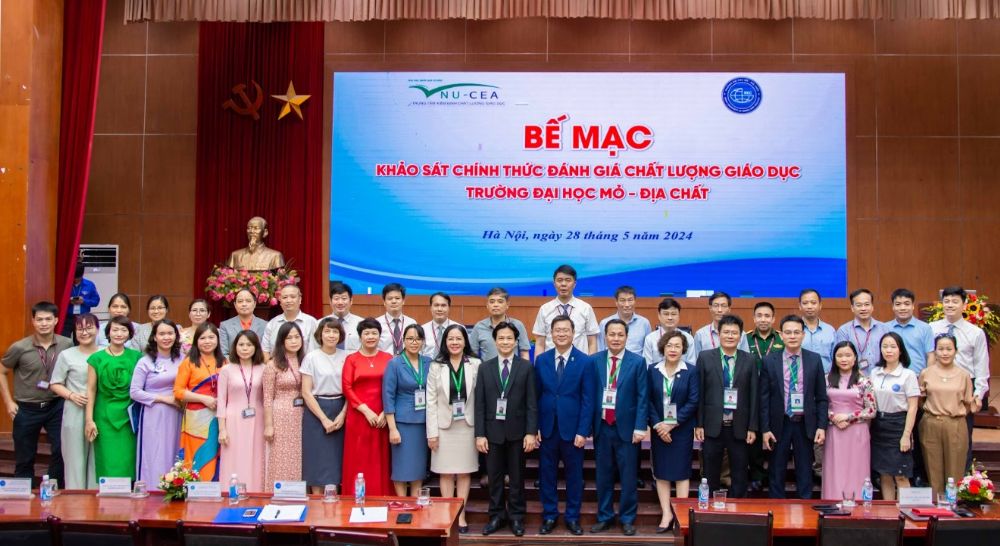 Bế mạc khảo sát chính thức đánh giá ngoài chu kỳ 2 Trường Đại học Mỏ - Địa chất
