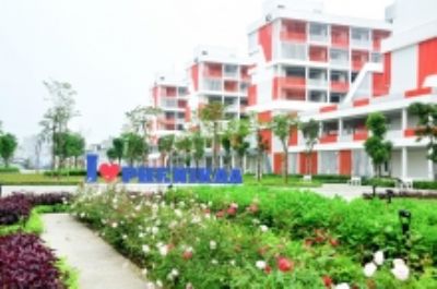 The Center for Education Accreditation – Vietnam National University, Hanoi awarded the certificates of assessment of education quality to Phenikaa University