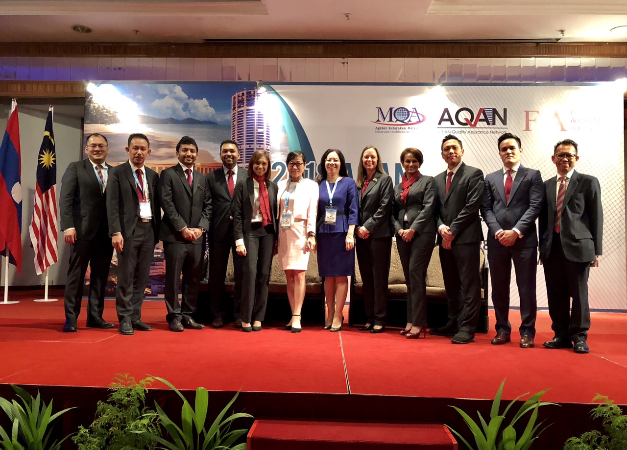 Trung tâm KĐCLGD - ĐHQGHN tham dự Phiên họp của các thành viên trong Mạng lưới đảm bảo chất lượng giáo dục trong ASEAN (AQAN) năm 2018 và Hội thảo “Công nghiệp 4.0 trong giáo dục đại học”