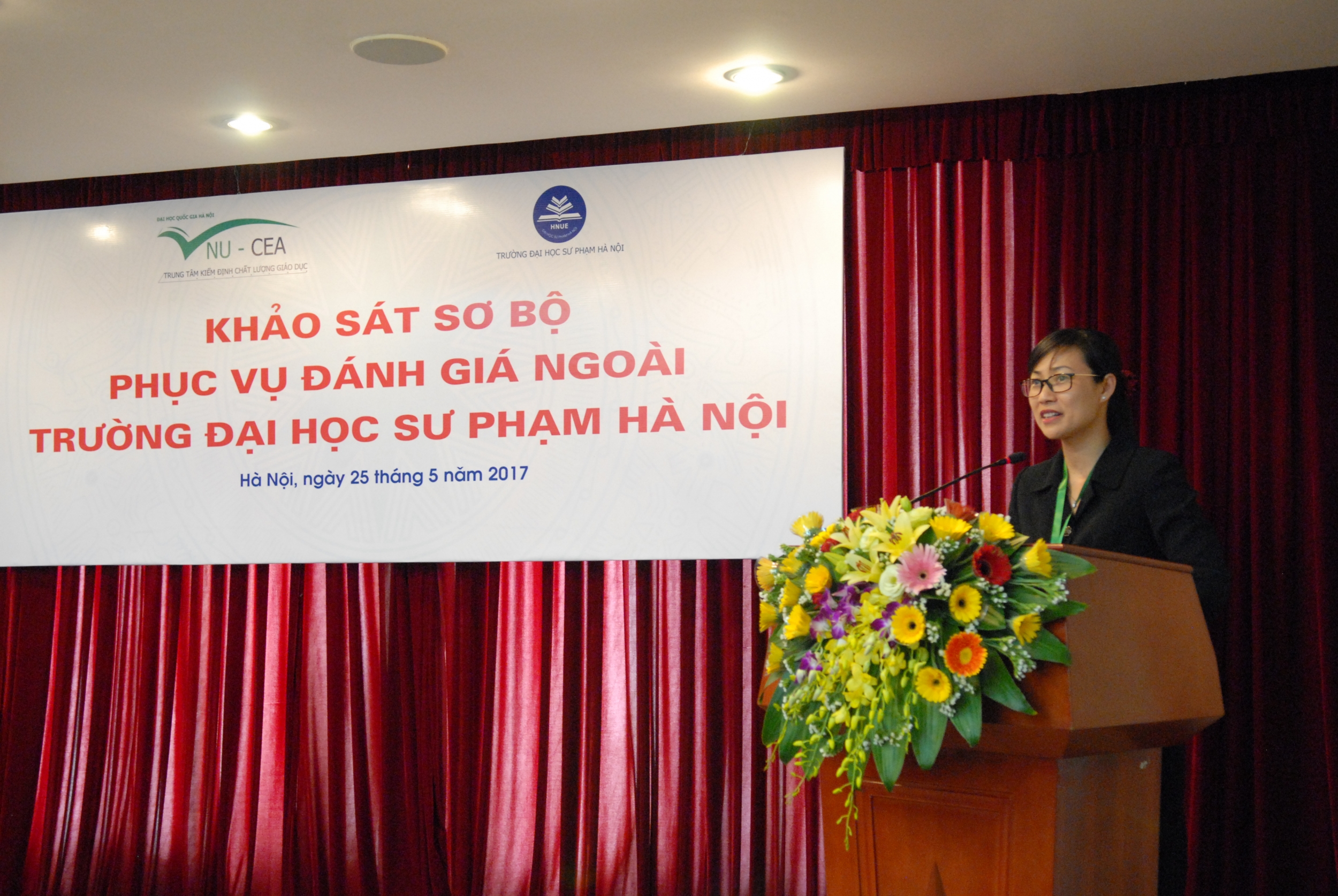 Đoàn chuyên gia đánh giá ngoài khảo sát sơ bộ tại Trường Đại học Sư phạm Hà Nội