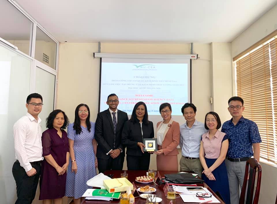 Trung tâm KĐCLGD-ĐHQGHN làm việc với Đoàn công tác Cơ quan Kiểm định tài chính (Finance Accreditation Agency – FAA), Malaysia