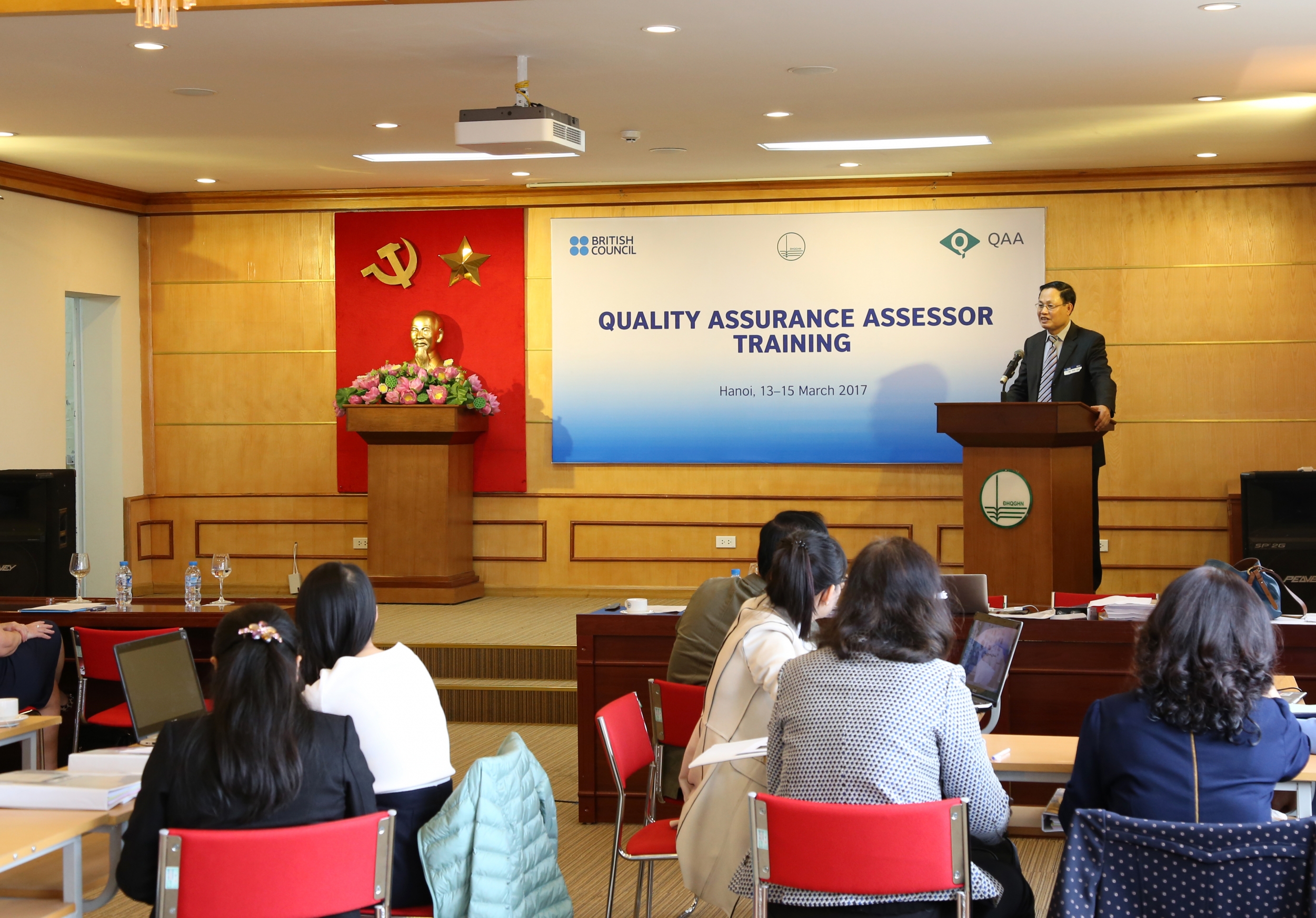 ĐHQGHN phối hợp với British Council và QAA tổ chức bồi dưỡng nâng cao công tác kiểm định chất lượng giáo dục đại học