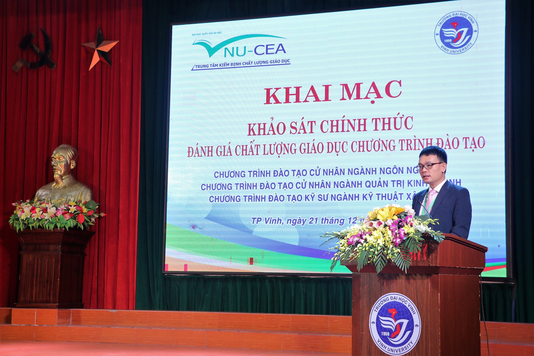 Khai mạc đợt khảo sát chính thức phục vụ đánh giá ngoài 03 chương trình đào tạo tại Trường Đại học Vinh theo tiêu chuẩn của Bộ Giáo dục và Đào tạo