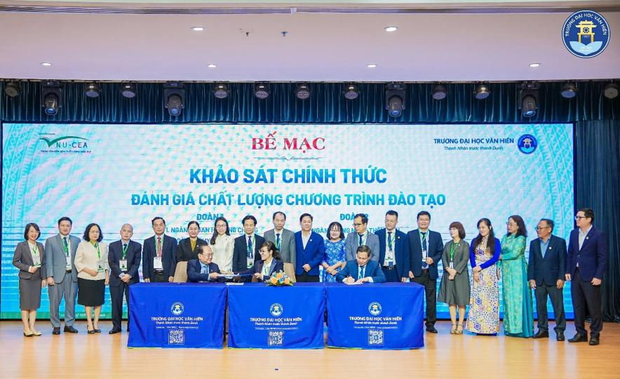 Bế mạc khảo sát chính thức đánh giá ngoài các chương trình đào tạo tại Trường Đại học Văn Hiến