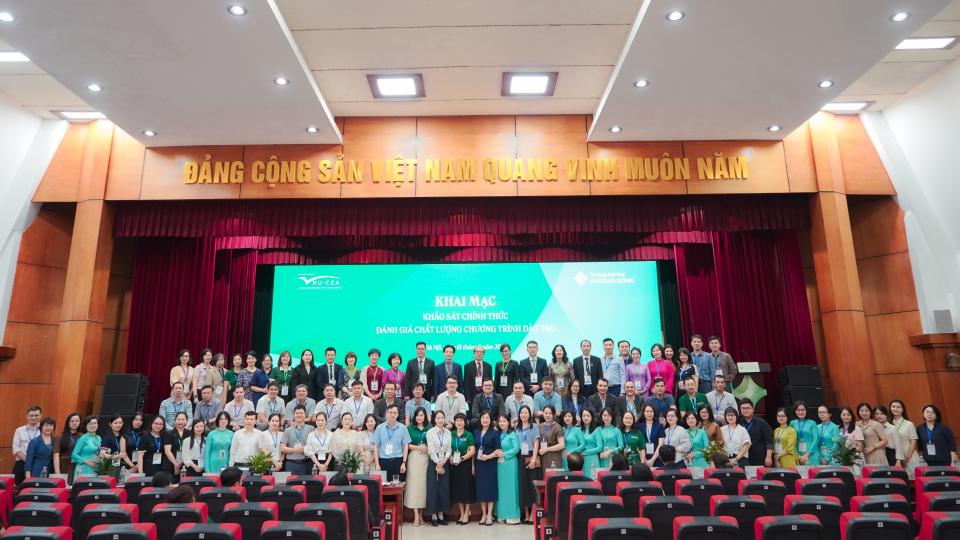 Hoạt động Kiến tập - Thực tập của Khóa 52 bồi dưỡng nghiệp vụ kiểm định viên tại Trường Đại học Phương Đông