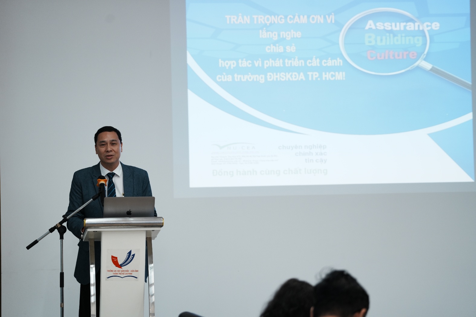 TS. Phạm Huy Quang – Hiệu trưởng Nhà trường phát biểu